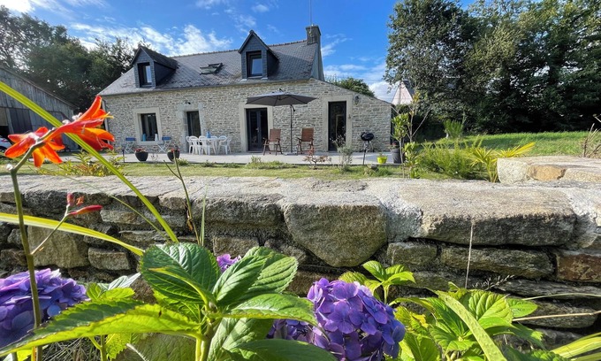 Melgven Casa | Maison située sur piste cyclable à 5kms en vélo de Concarneau Idéal familles