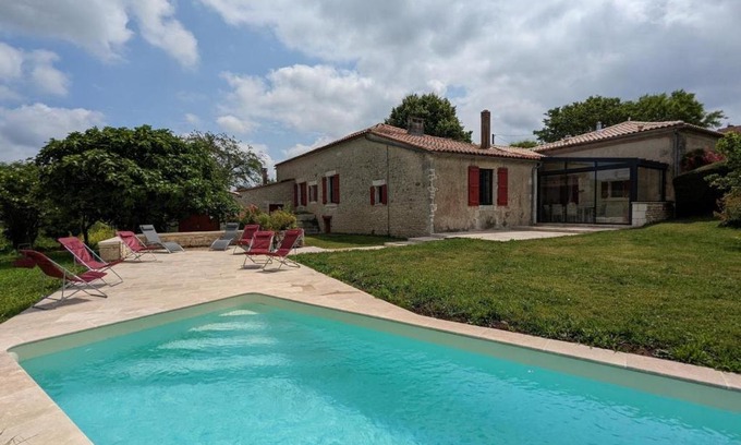 Val-des-Vignes Casa | Maison spacieuse avec piscine chauffée, jardin clos, terrasses, cheminée, et équipements bébé inclus. - FR-1-653-183