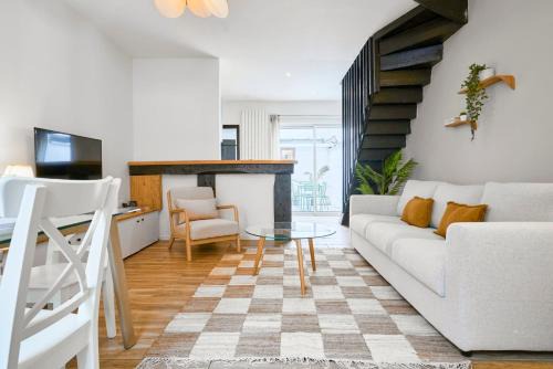 Croix Casa | Maison trois chambres avec cour, parking gratuit