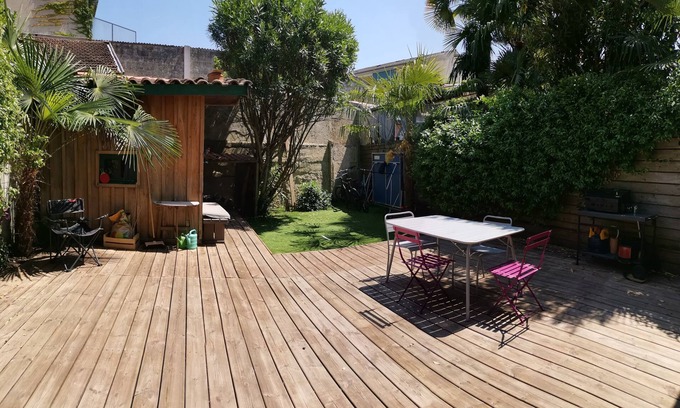Grand Parc-Paul Doumer Casa | Maison Typique Bordelaise Calme Avec Jardin, a 10 Minutes a Vélo du Centre Ville