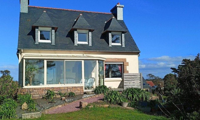 Cote de Granit Rose Casa | Maison Vue mer avec grand jardin sur la Côte de Granit Rose