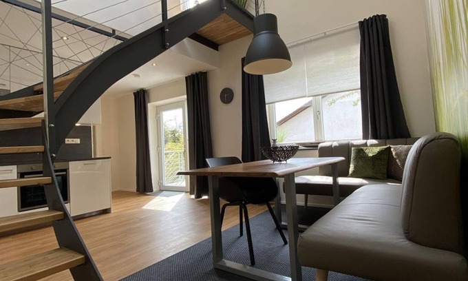 Losheim am See Apartamento | Maisonette apartment incl. use of wellness garden - Bauernhaus Loth - exclusive