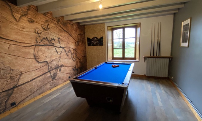 Dollon Casa | Maisons de Campagne à Dollon de 290m2 Toute Équipée Avec Billard et Jacuzzi