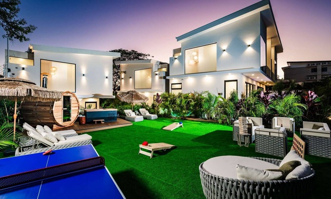 Tamarindo Villa | Maitri ❤️ 2 BR | 3 BA | Private Pool | Villa | Fast Wifi