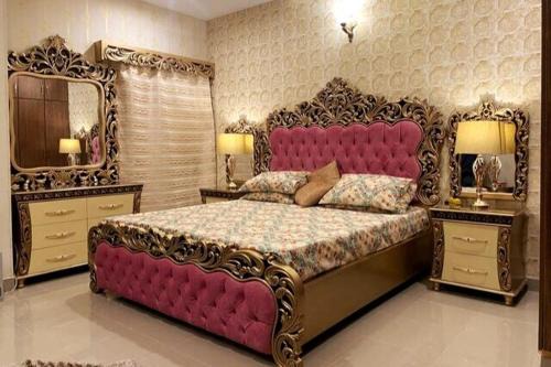 Islamabad Apartamento | Majestic 2 Bedroom CONDO 1 Minute from GIGA Mall