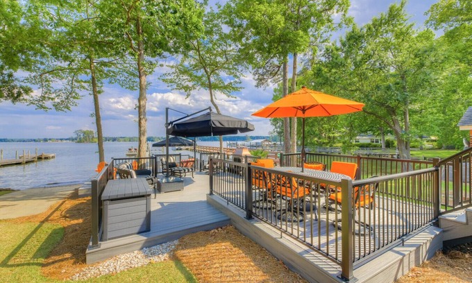 Gilbert Casa | Majestic Lake Murray Retreat | +2BR Guest House