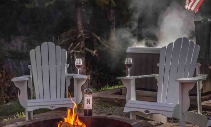 Langlois Otro | Majestic ocean views. Hot-tub. Relaxation+tranquility