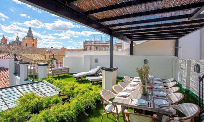 Alfalfa Apartamento | Majestic Sevillian House with terrace. Casa Augusto Plasencia