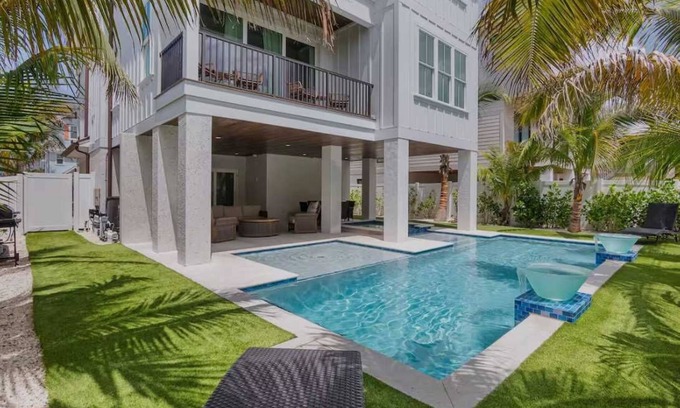 Bradenton Beach Casa | Majestic Summer - Brand New Home Anna Maria Island