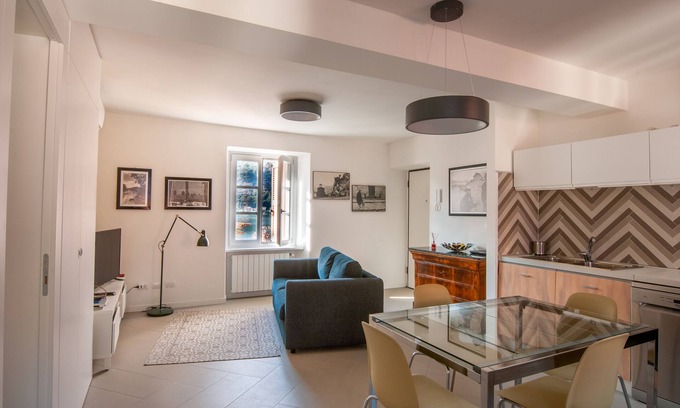 Porto Ceresio Apartamento | Major Sisters, Lugano lake view apartment