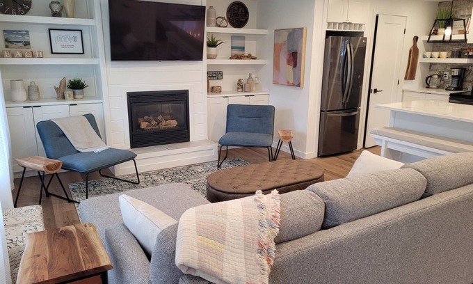 Wasaga Beach Cabaña | Make memories at the Jansen Clan Cottage