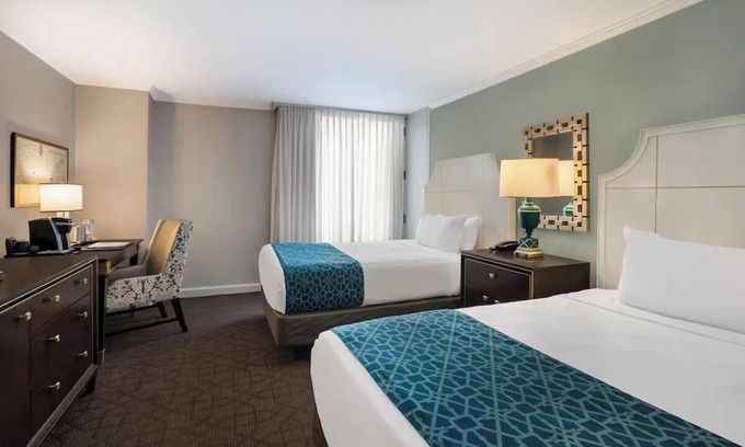 French Quarter Complejo | Make Your Trip More Enjoyable! 3 Classy Units, Pets Allowed, Outdoor Pool!
