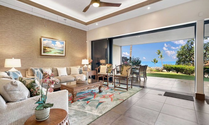 Wailea Condominio | Impresionantes vistas, puertas correderas de piso a techo, 2 lanais Makena Surf C-107