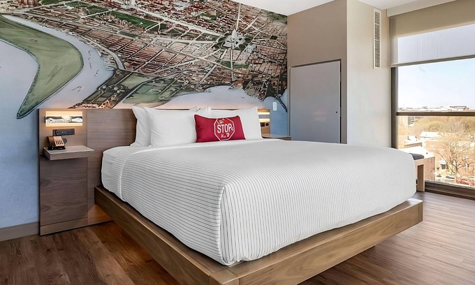 Buzzard Point Hotel | Making The Best Memories Along the Way! On-Site Restaurant, Pet-Friendly