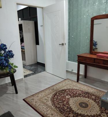 Central Seberang Perai Casa | Makwan Homestay B