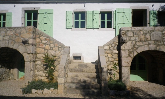 Grizane Casa | Mala Luka (Grizane - Belgrado)