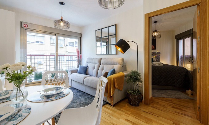 El Molinillo Apartamento | MalagaSuite cozy center apartment & parking
