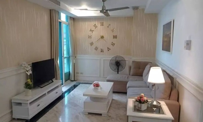 Ermita Night District Condominio | Malate, Manila Baywatch Tower, Condo With Bay View