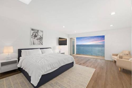 Eastern Malibu Casa | Malibu Beachfront Home with Rock Spa Ocean Views & Deck