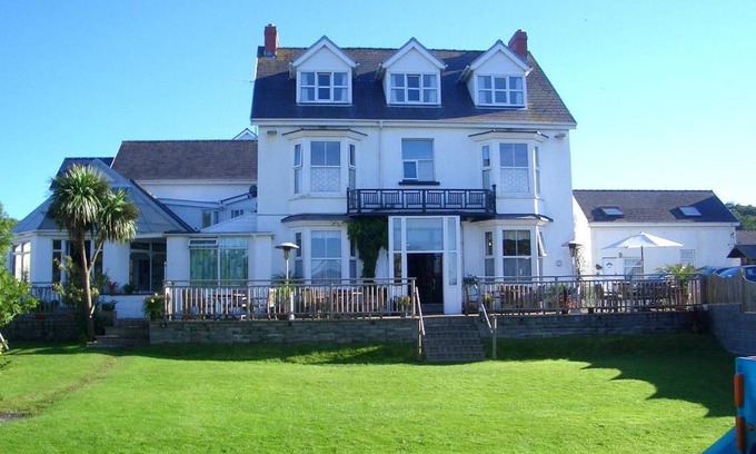 Saundersfoot Casa | Malin House Hotel