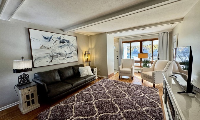 Hennepin County Casa | MALL OF AMERICA! Great for Families and Groups! Set on a Wonderful Park!