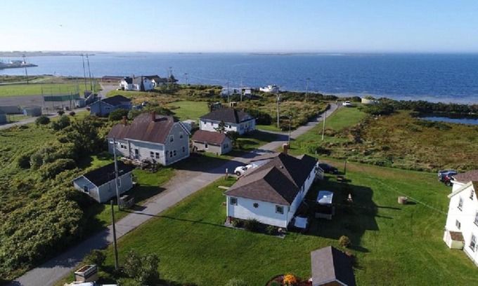 Clark's Harbour Cama Y Desayuno | Mama`s By The Sea B&B