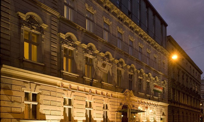Terezvaros Casa | Mamaison Residence Izabella Budapest