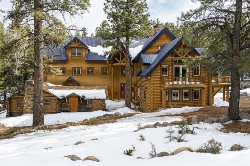 Mammoth Creek Casa | Mammoth Creek Luxury Retreat near Zion and Bryce C