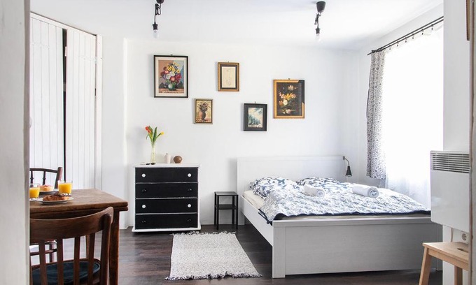 Castle Hill Apartamento | Mammut Gem