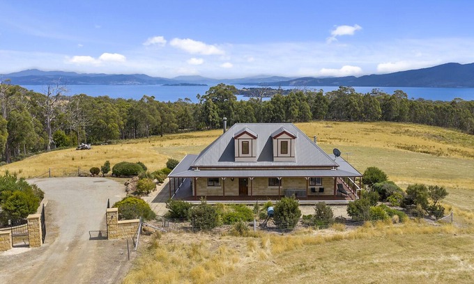 South Bruny Casa | Manfield Country Bruny Island