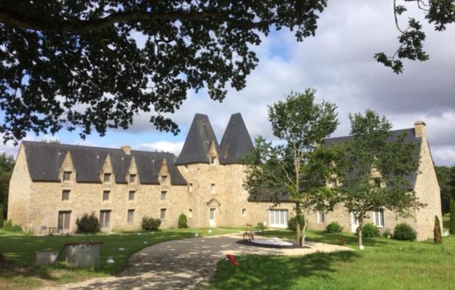 Combourg Casa | Manoir de Pléac entier (2 Gîtes)