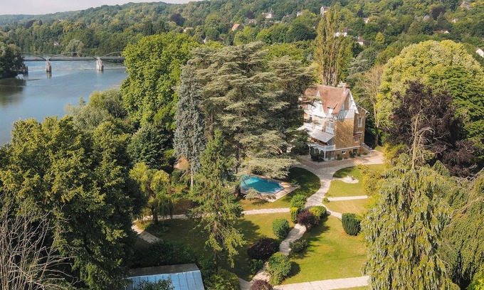 Parmain Casa | Manoir des 3 cèdres - 35 minutes paris - Swimming pool - SPA - Tennis - 23 people