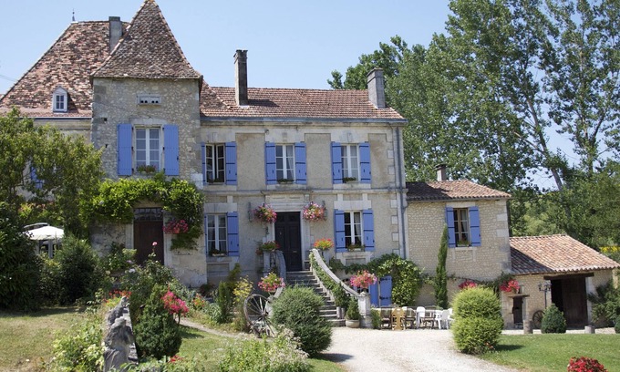 Montmoreau-Saint-Cybard Casa | Manoir La Breuille - elegante casa señorial con piscina privada climatizada