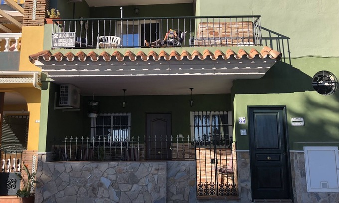 Playas del Palo Apartamento | APARTAMENTO MANOLI PLAYA PLANTA BAJA