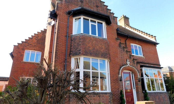 Cromer Casa | Manor House, an imposing grand late Victorian detached house, situated in the heart of Cromer