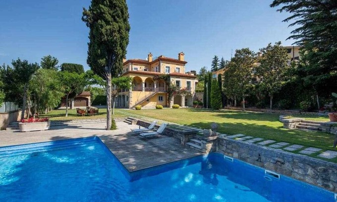 el Carme Casa | Casa señorial Triadú-Marqués, Girona