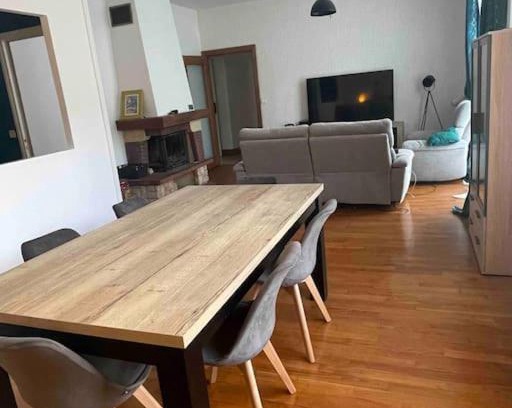 Aubusson Apartamento | Manornella, beaux volumes, grand garage idéal Mas du Clos