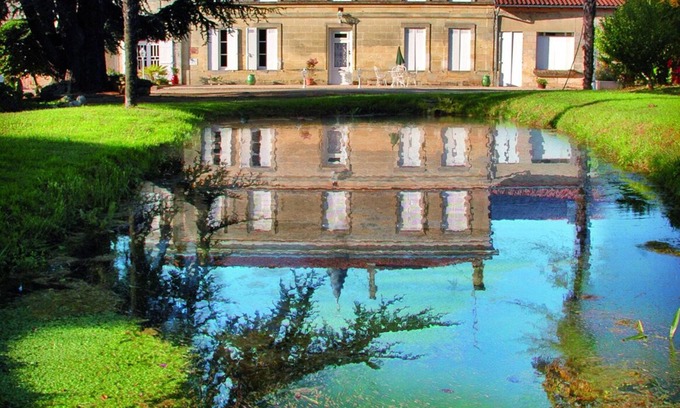 Villeneuve Casa | Mansión en el corazón de los viñedos.