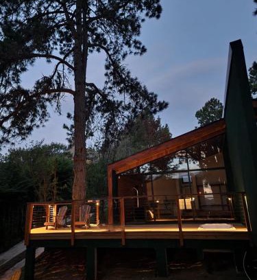 Alto da Boa Vista Chalet De Esquí | ManTeQuiero FRAMBOESA - linda, novíssima e aconchegante