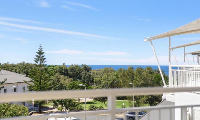 Kingscliff Apartamento | Mantra on Salt Beach - Oceanview Apartment by uHoliday - 2BR, 1BR and Hotel Room configurations available