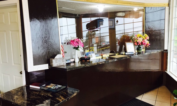 Los Banos Hotel | Maple Inn & Suites