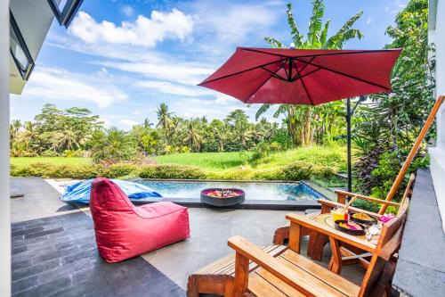 Sambahan Villa | Maple Ridge Ubud Villas with Rice Field View