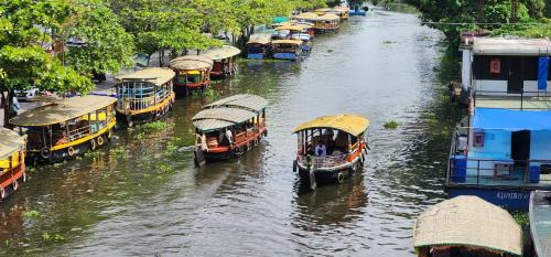 Alappuzha Casa | 'Marari Johns Homestay' Mararikulam, Alappuzha