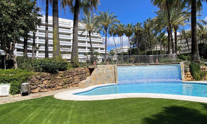 Golden Mile Apartamento | PLAYA DE MARBELLA .Maravilloso apartamento en el prestigioso C.R GRAN MARBELLA.