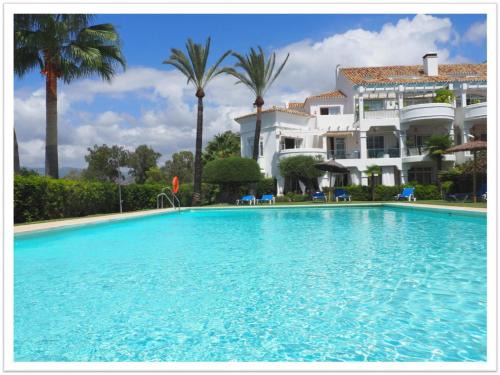 Guadalmina Apartamento | Marbella Holiday & Golf Garden Apartment
