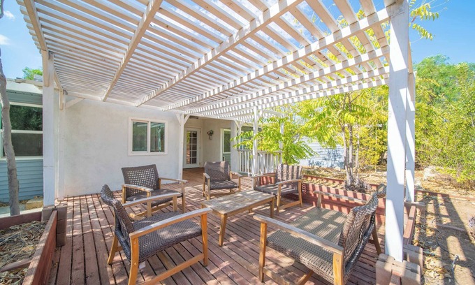 Cabazon Casa | @ Marbella Lane - 4BR Near Morongo Casino & Outlet Ldry+P