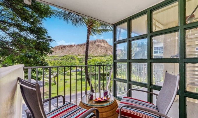 Diamond Head - Kapahulu - St. Louis Condominio | @ Marbella Lane -Coastal retreat near Diamond Head