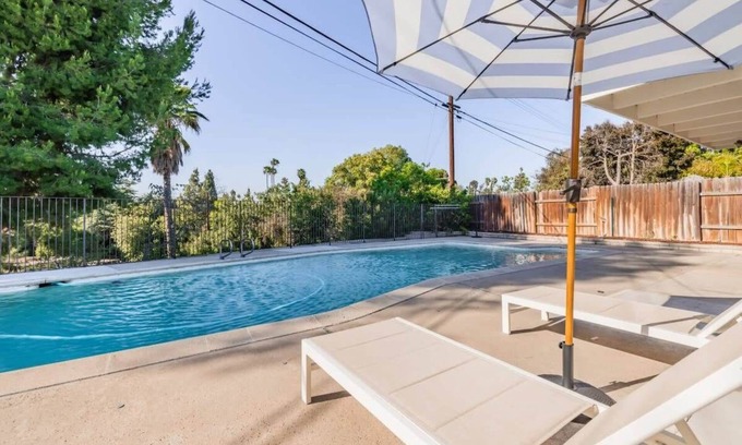 Fullerton Casa | @ Marbella Lane - Cozy Modern Home w/ Relaxing Design & Pool