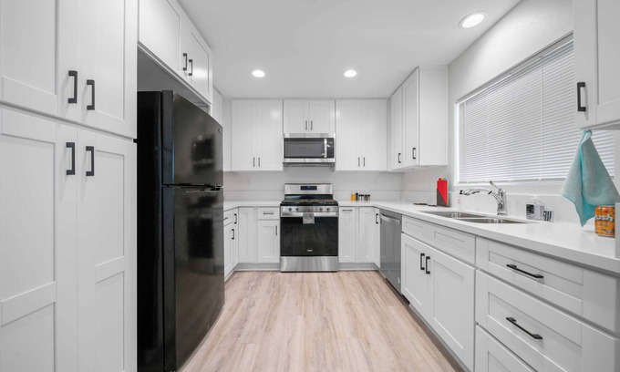 Westmont Casa | @ Marbella Lane - Modern Aesthetic 4BR Posh Home