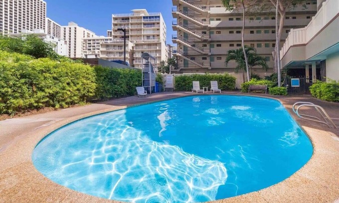 Diamond Head - Kapahulu - St. Louis Apartamento | Mountain View Studio | Steps to Waikiki Beach